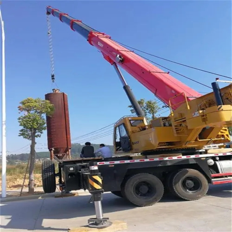 上思80吨吊车出租多少钱